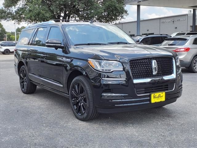 2024 Lincoln Navigator L Reserve