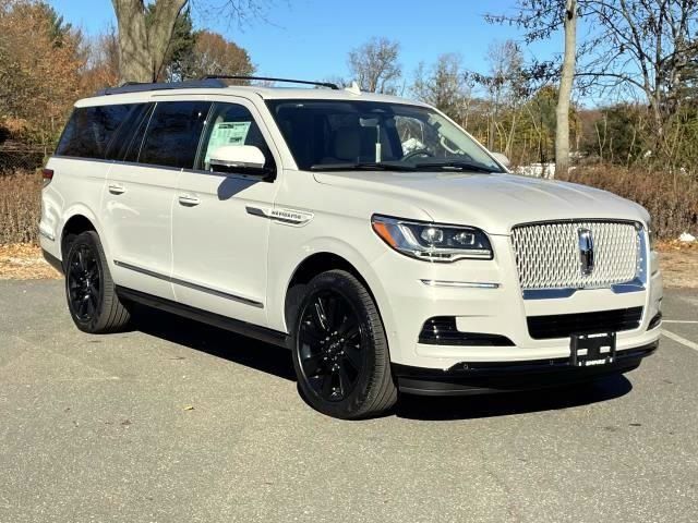 2024 Lincoln Navigator L Reserve