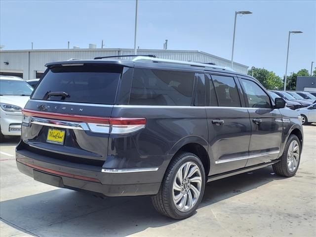 2024 Lincoln Navigator L Reserve