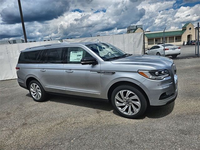 2024 Lincoln Navigator L Reserve