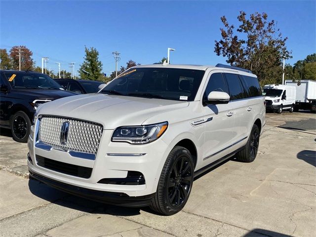 2024 Lincoln Navigator L Reserve