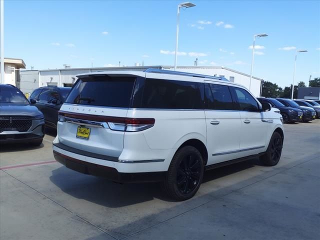 2024 Lincoln Navigator L Reserve