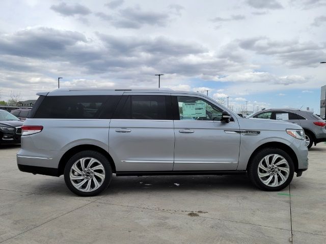 2024 Lincoln Navigator L Reserve