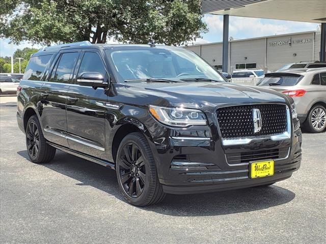 2024 Lincoln Navigator L Reserve