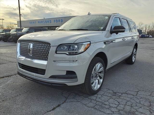 2024 Lincoln Navigator L Reserve