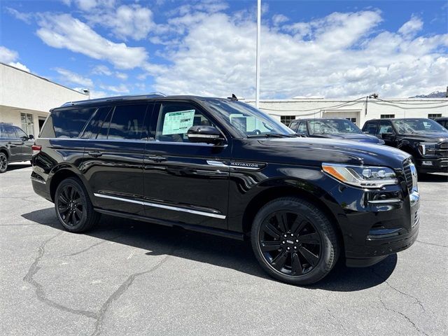 2024 Lincoln Navigator L Reserve