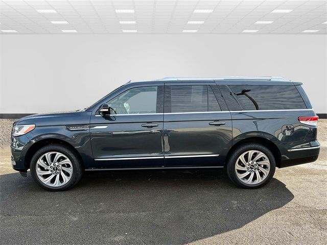 2024 Lincoln Navigator L Reserve