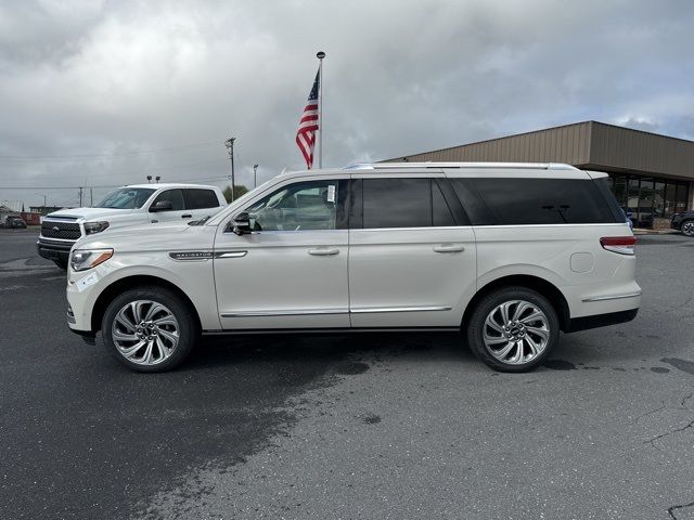 2024 Lincoln Navigator L Reserve