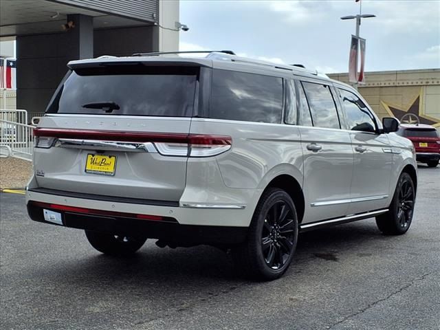 2024 Lincoln Navigator L Reserve