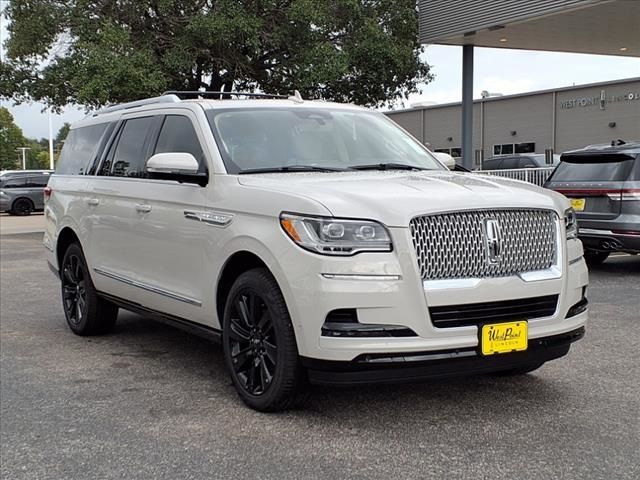 2024 Lincoln Navigator L Reserve