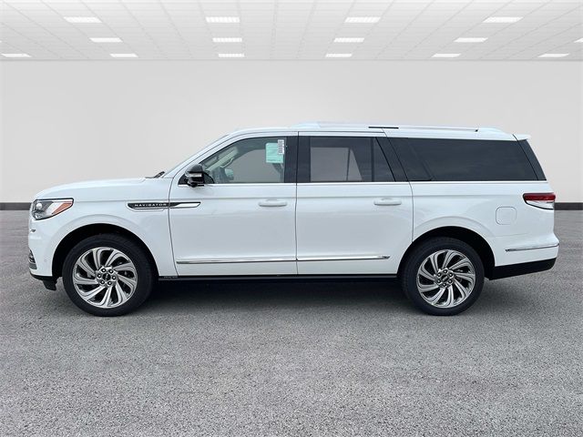 2024 Lincoln Navigator L Reserve