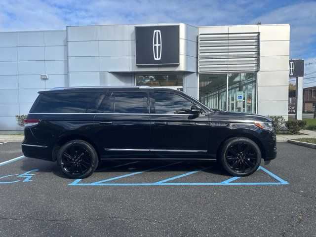 2024 Lincoln Navigator L Reserve