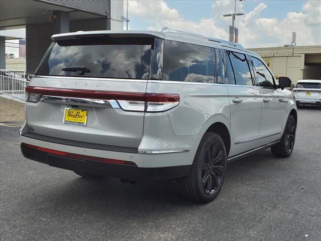 2024 Lincoln Navigator L Reserve