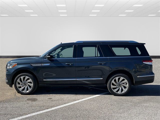 2024 Lincoln Navigator L Reserve