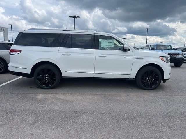 2024 Lincoln Navigator L Reserve