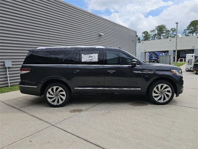 2024 Lincoln Navigator L Reserve