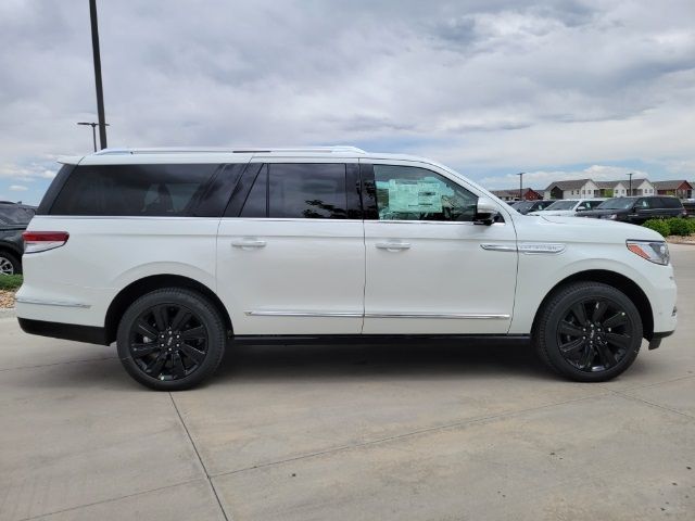 2024 Lincoln Navigator L Reserve