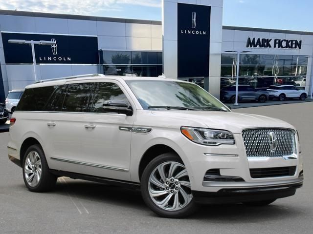 2024 Lincoln Navigator L Reserve