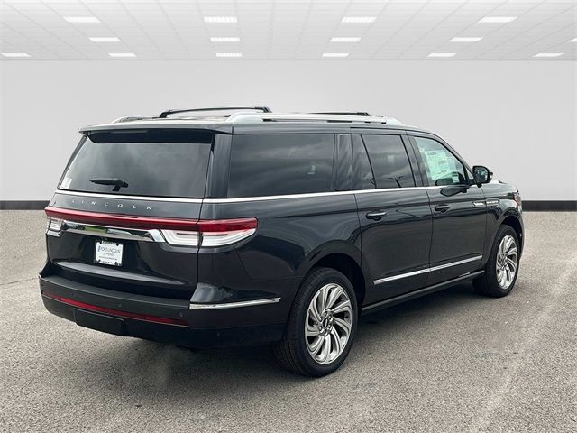 2024 Lincoln Navigator L Reserve