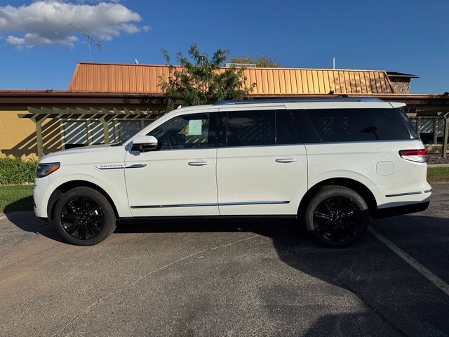 2024 Lincoln Navigator L Reserve