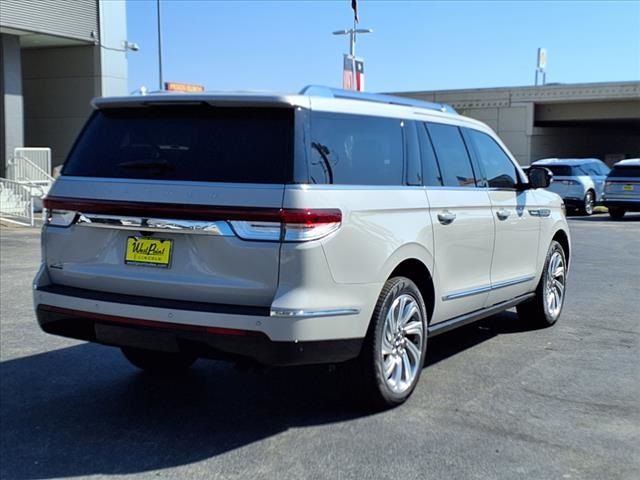 2024 Lincoln Navigator L Reserve