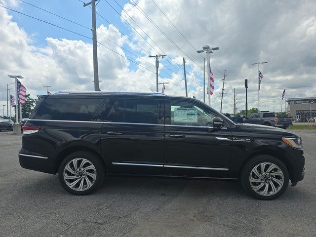 2024 Lincoln Navigator L Reserve