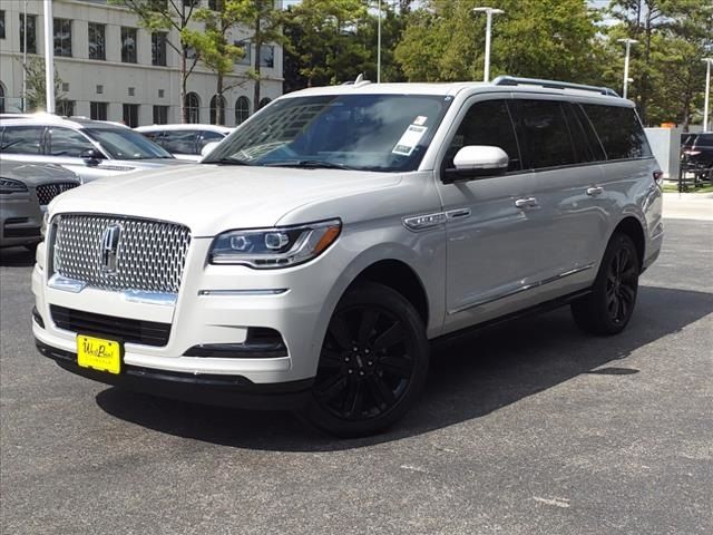 2024 Lincoln Navigator L Reserve