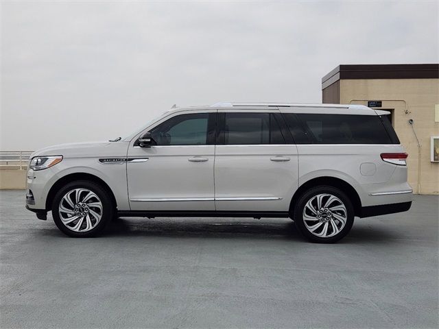 2024 Lincoln Navigator L Reserve