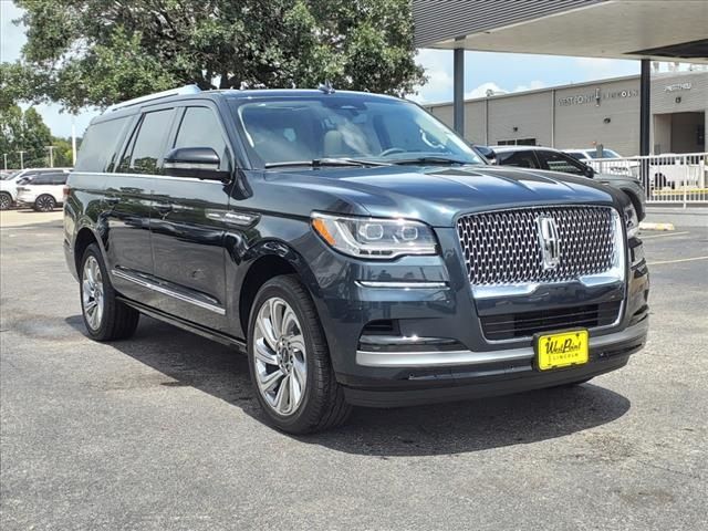 2024 Lincoln Navigator L Reserve