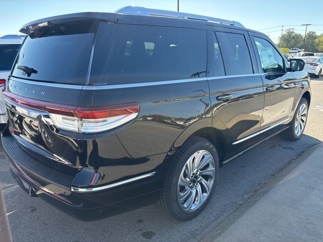 2024 Lincoln Navigator Premiere