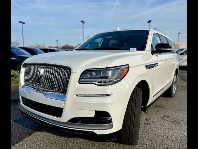 2024 Lincoln Navigator Premiere