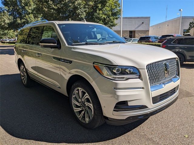 2024 Lincoln Navigator Premiere