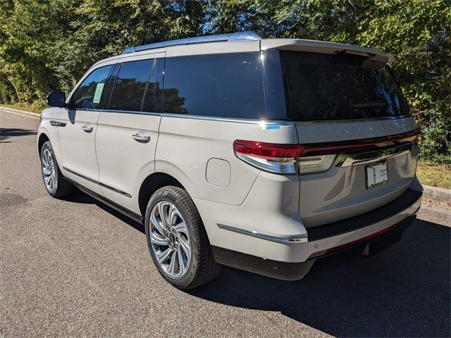 2024 Lincoln Navigator Premiere