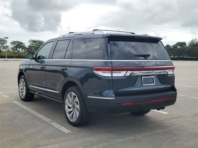 2024 Lincoln Navigator Premiere