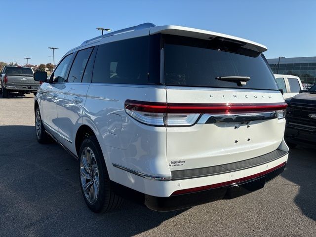 2024 Lincoln Navigator Premiere