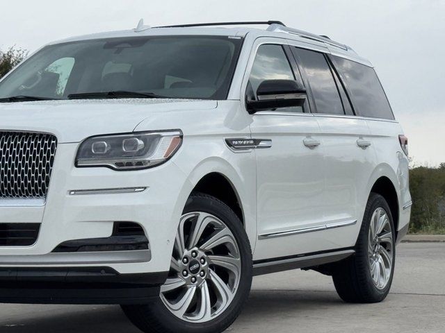 2024 Lincoln Navigator Premiere