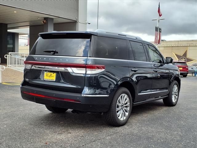 2024 Lincoln Navigator Premiere