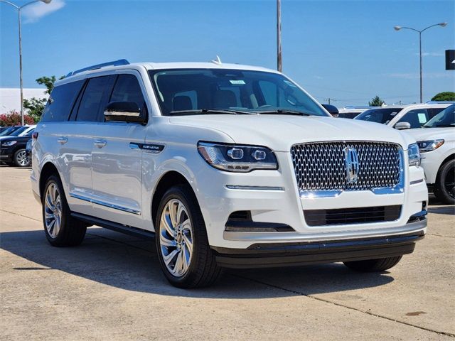 2024 Lincoln Navigator Premiere