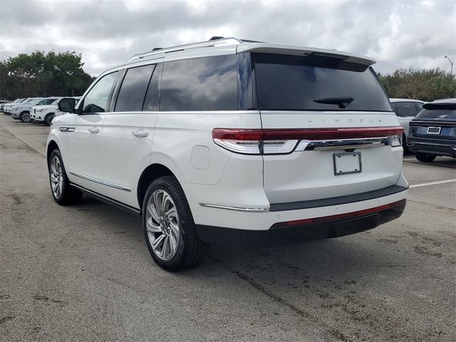 2024 Lincoln Navigator Premiere