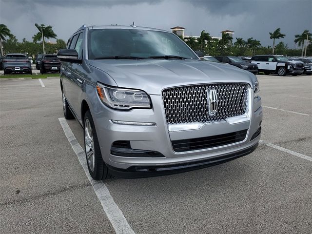 2024 Lincoln Navigator Premiere