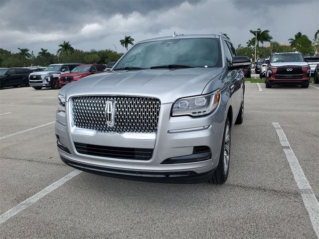 2024 Lincoln Navigator Premiere