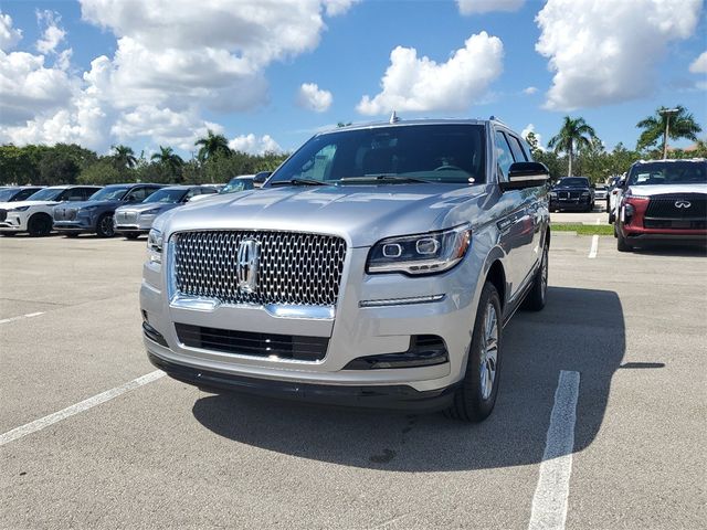 2024 Lincoln Navigator Premiere