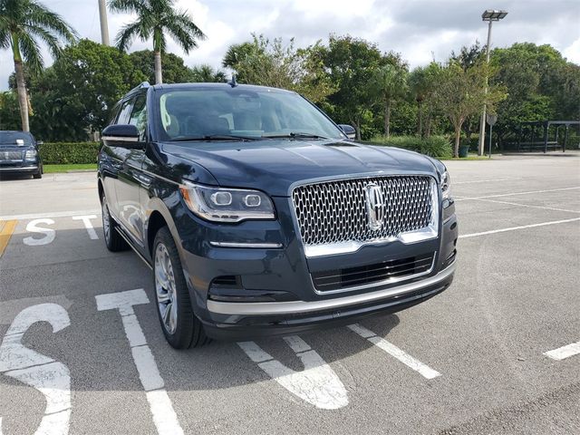 2024 Lincoln Navigator Premiere