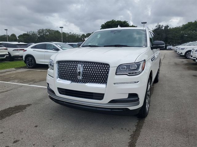 2024 Lincoln Navigator Premiere