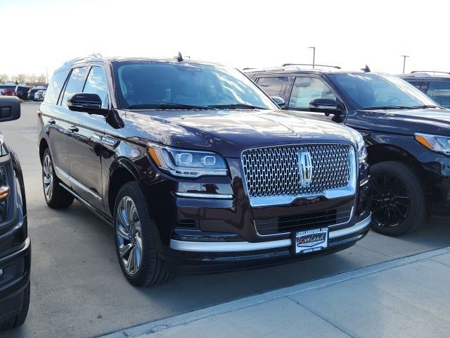 2024 Lincoln Navigator Premiere