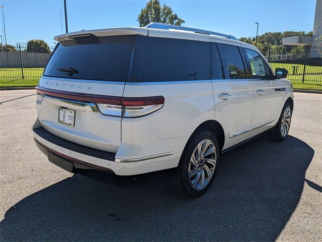 2024 Lincoln Navigator Premiere