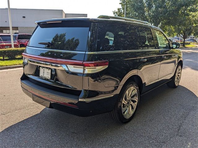 2024 Lincoln Navigator Premiere