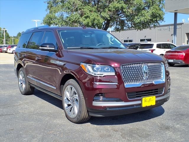 2024 Lincoln Navigator Premiere