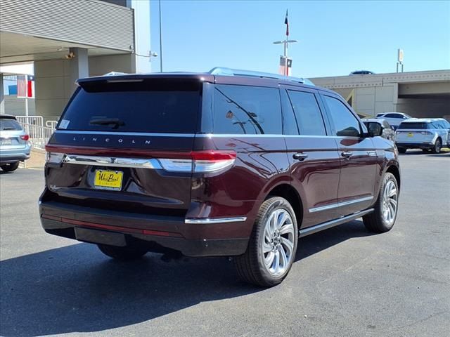 2024 Lincoln Navigator Premiere