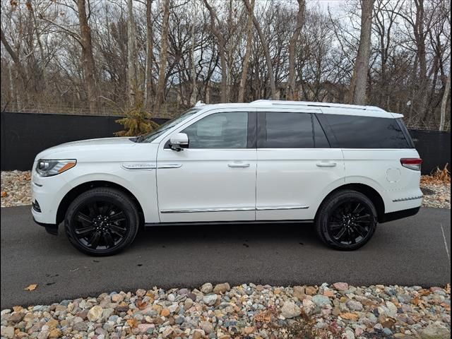 2024 Lincoln Navigator Reserve